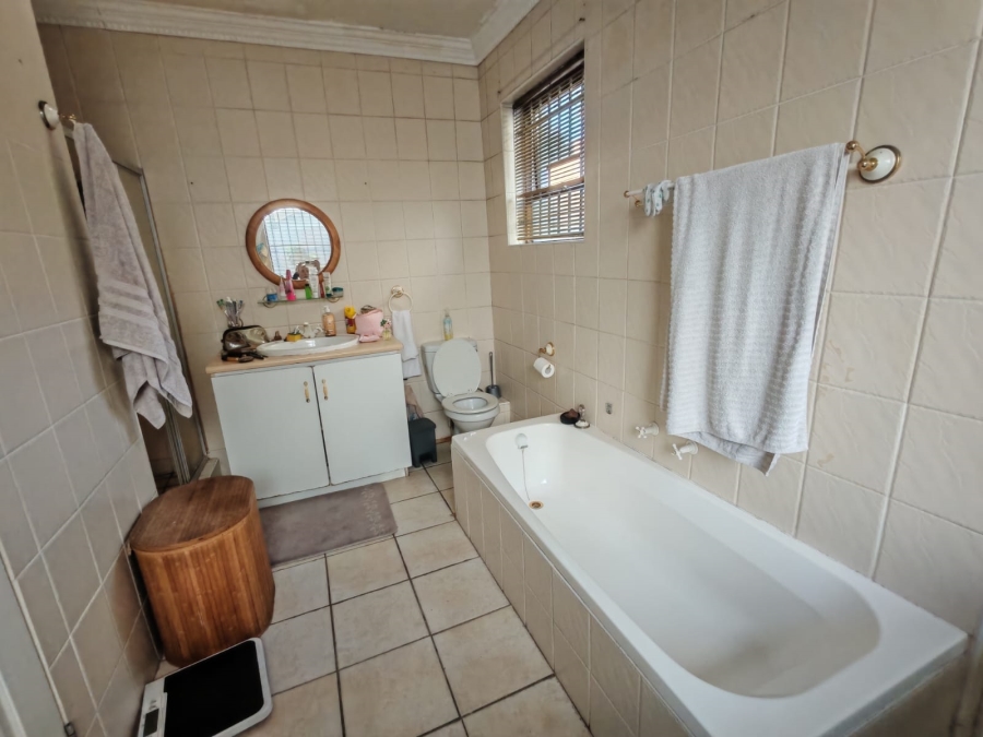 2 Bedroom Property for Sale in South End Eastern Cape